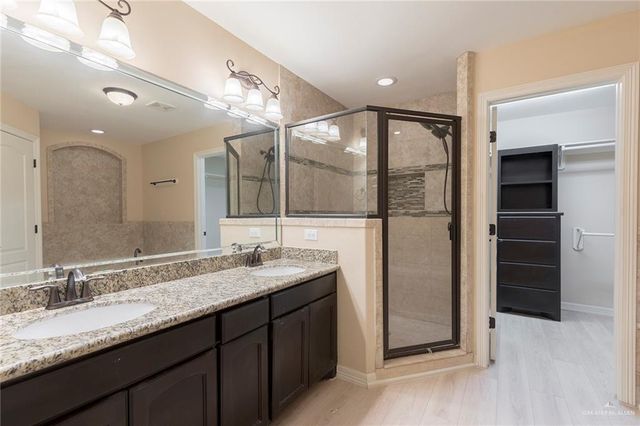 3001 Northgate Lane, Mcallen, TX 78504