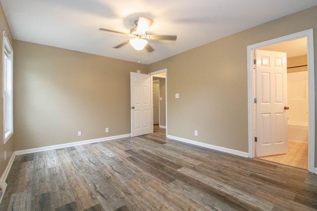 284 Ballygar Court, Clarksville, TN 37043