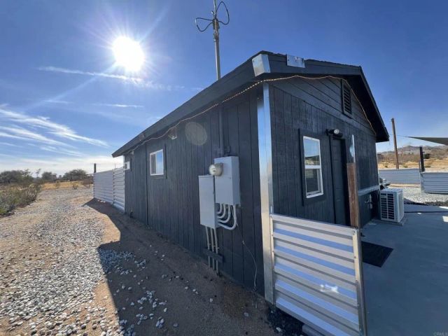 2774 KICKAPOO Trail, Landers, CA 92285