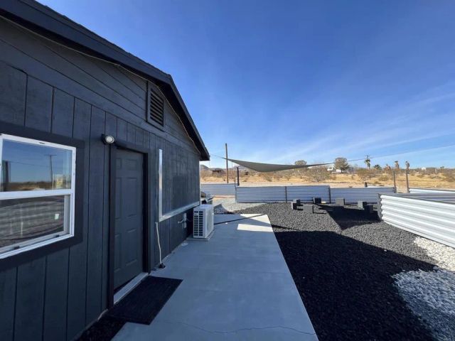 2774 KICKAPOO Trail, Landers, CA 92285