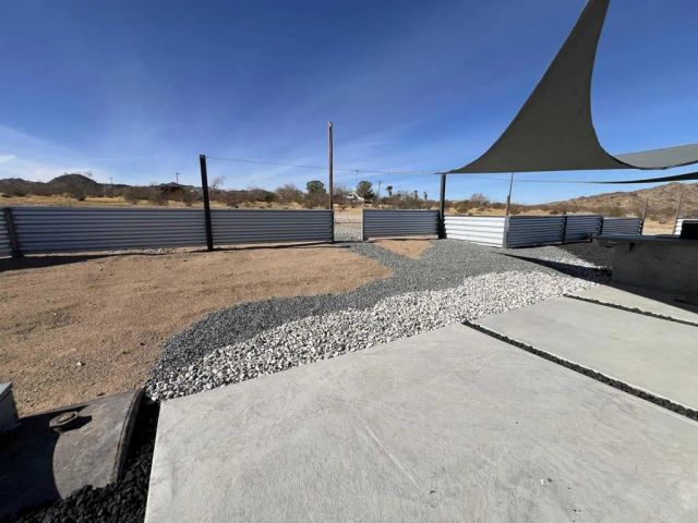 2774 KICKAPOO Trail, Landers, CA 92285