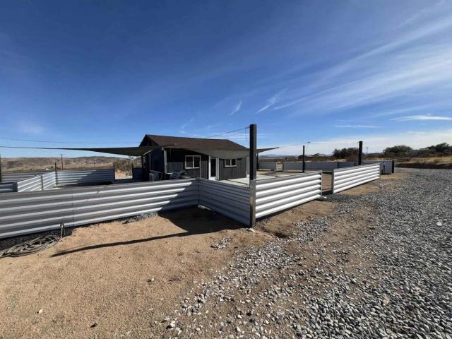2774 KICKAPOO Trail, Landers, CA 92285