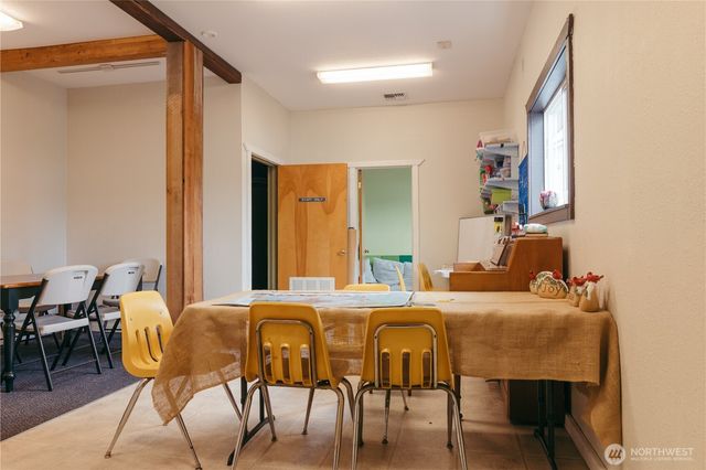 451 Fifth Avenue, Forks, WA 98331