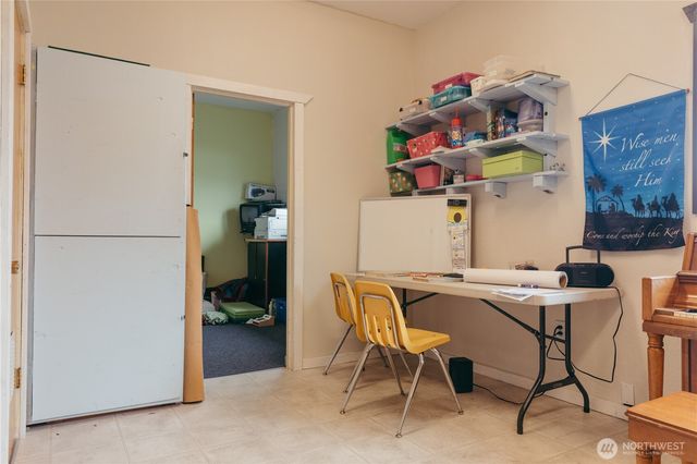 451 Fifth Avenue, Forks, WA 98331