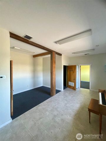 451 Fifth Avenue, Forks, WA 98331