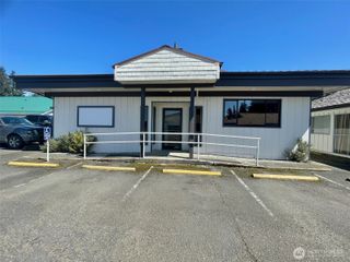 451 Fifth Avenue, Forks, WA 98331