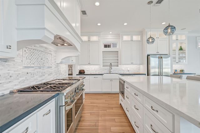 11614 Beachside, Galveston, TX 77554