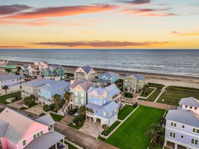 11614 Beachside, Galveston, TX 77554