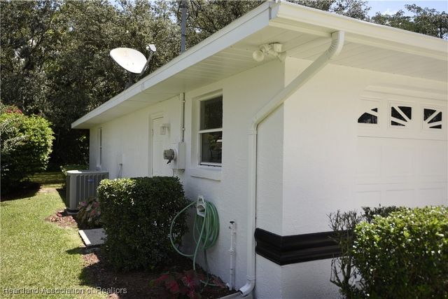 1922 N Torrington Road, Avon Park, FL 33825