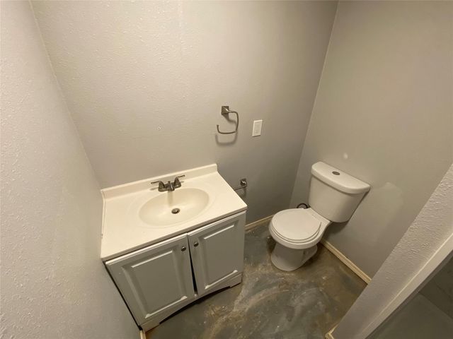 310 Marine Way, Freeport, TX 77541