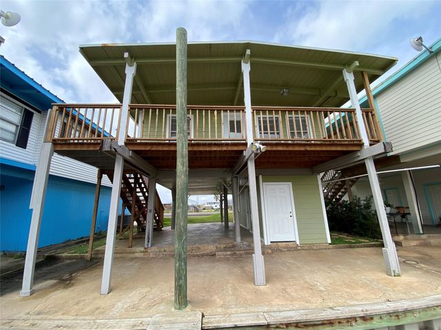 310 Marine Way, Freeport, TX 77541
