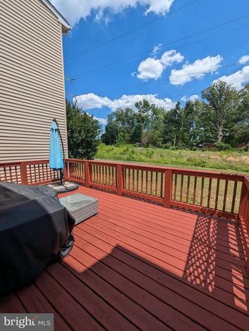 5181 BALLYCASTLE CIR, Alexandria, VA 22315