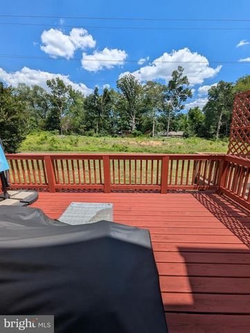 5181 BALLYCASTLE CIR, Alexandria, VA 22315