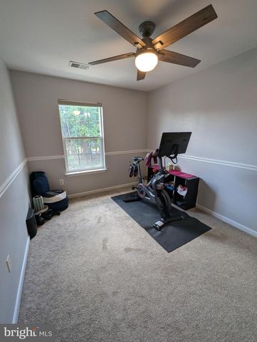 5181 BALLYCASTLE CIR, Alexandria, VA 22315