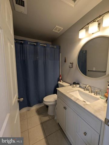 5181 BALLYCASTLE CIR, Alexandria, VA 22315