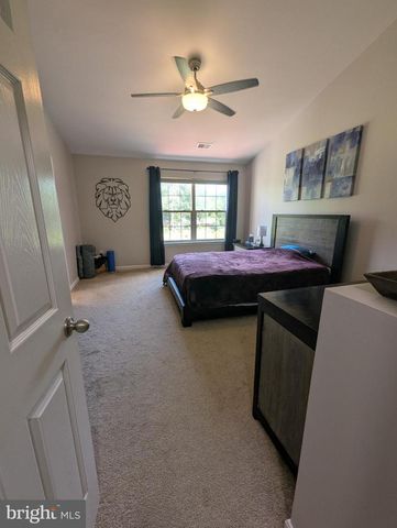 5181 BALLYCASTLE CIR, Alexandria, VA 22315