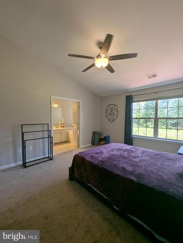 5181 BALLYCASTLE CIR, Alexandria, VA 22315