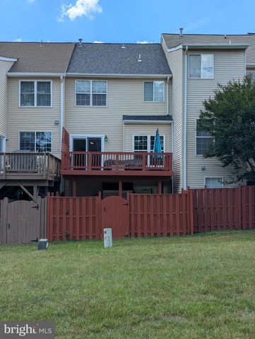 5181 BALLYCASTLE CIR, Alexandria, VA 22315