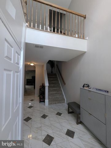 5181 BALLYCASTLE CIR, Alexandria, VA 22315