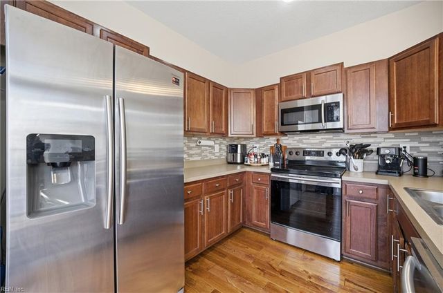 232 Paradise DR, Portsmouth, VA 23701