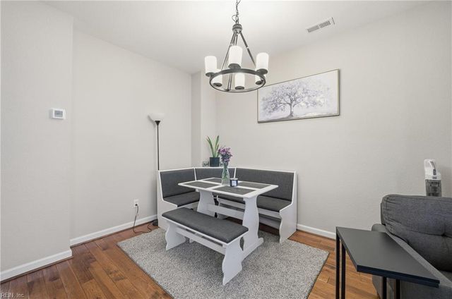 232 Paradise DR, Portsmouth, VA 23701