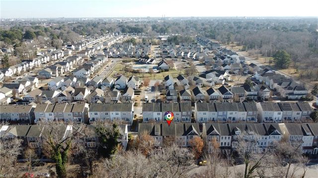 232 Paradise DR, Portsmouth, VA 23701