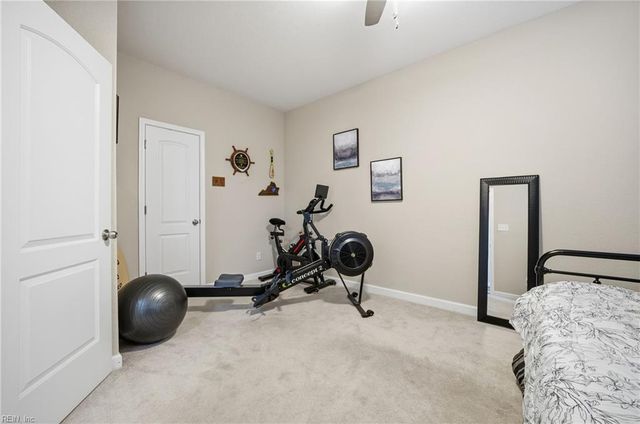 232 Paradise DR, Portsmouth, VA 23701