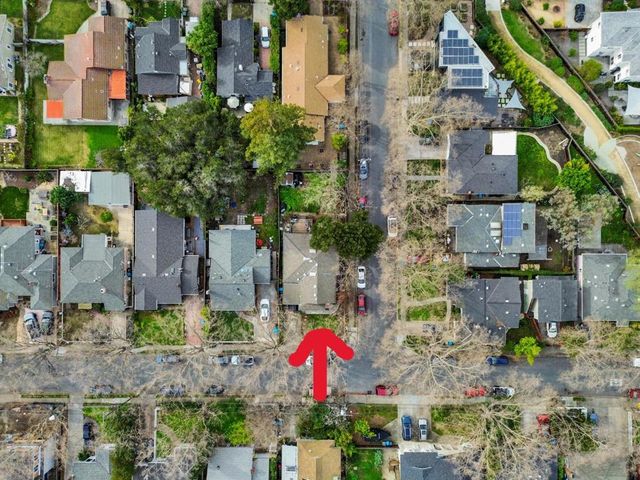 204 Park Street, Redwood City, CA 94061