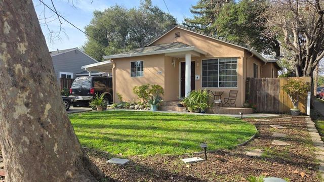 204 Park Street, Redwood City, CA 94061