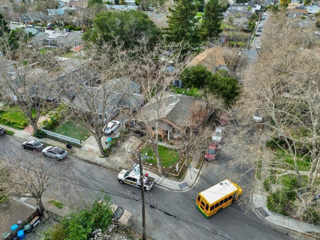 204 Park Street, Redwood City, CA 94061