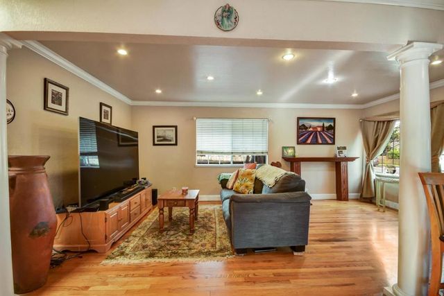 204 Park Street, Redwood City, CA 94061