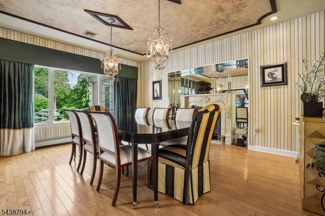 30 Dogwood Dr, Readington Twp., NJ 08889