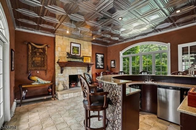 30 Dogwood Dr, Readington Twp., NJ 08889
