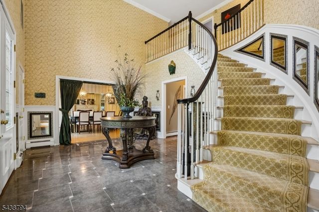 30 Dogwood Dr, Readington Twp., NJ 08889