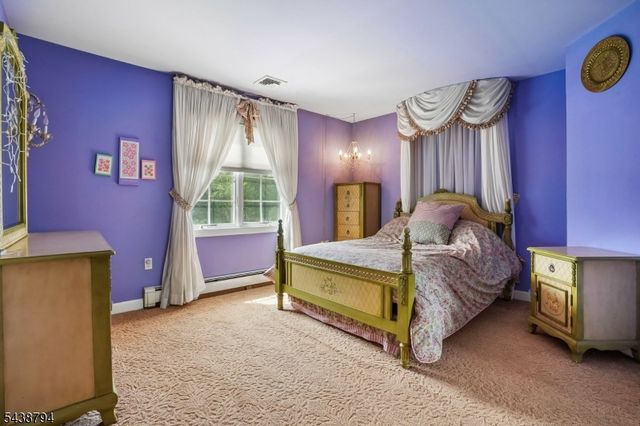 30 Dogwood Dr, Readington Twp., NJ 08889