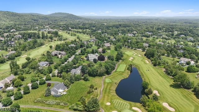 30 Dogwood Dr, Readington Twp., NJ 08889