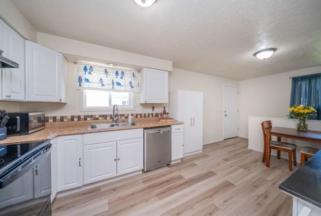 1328 Joseph Ave, Spokane, WA 99208