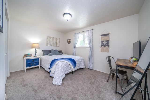 1328 Joseph Ave, Spokane, WA 99208