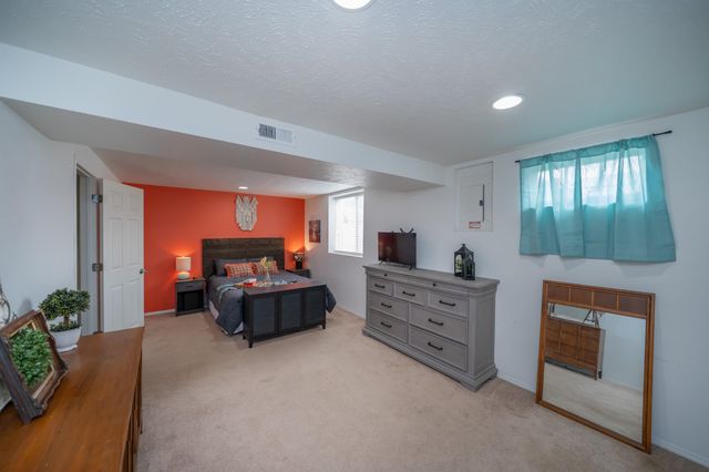 1328 Joseph Ave, Spokane, WA 99208