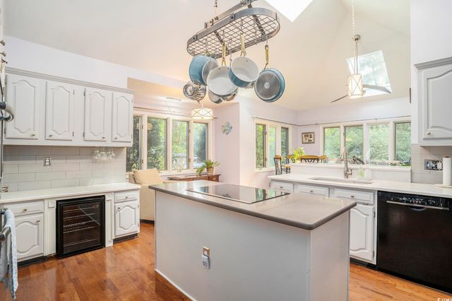 1221 Spinnaker Dr., North Myrtle Beach, SC 29582