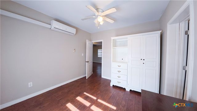 676 County Road 426, El Campo, TX 77437