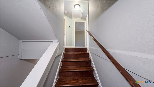 676 County Road 426, El Campo, TX 77437