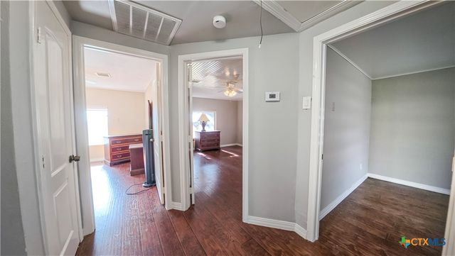 676 County Road 426, El Campo, TX 77437