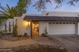 3270 N Sabino Vista Circle, Tucson, AZ 85750