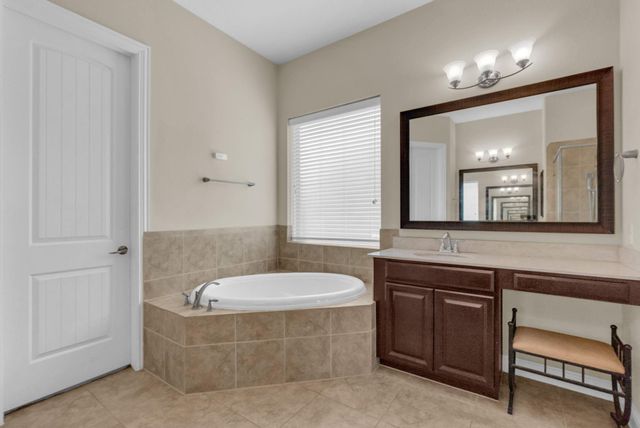 13319 Lake Chesdin Road, Houston, TX 77044