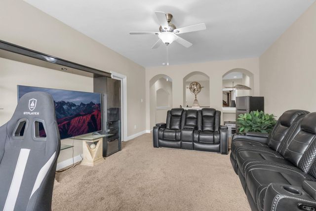 13319 Lake Chesdin Road, Houston, TX 77044