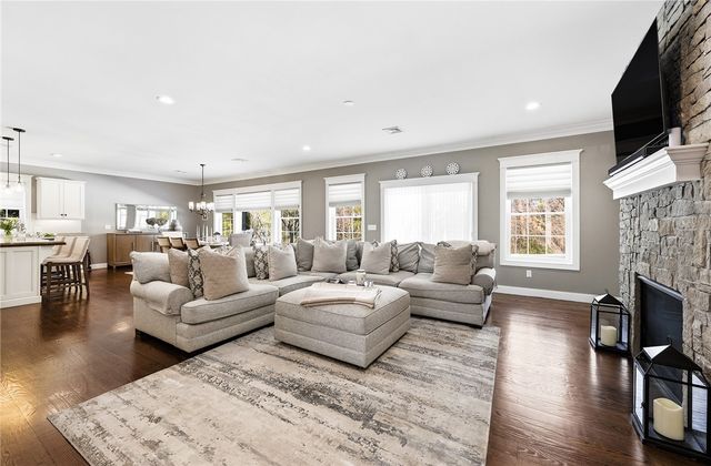 163 Hanton Road, North Smithfield, RI 02896