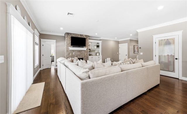 163 Hanton Road, North Smithfield, RI 02896