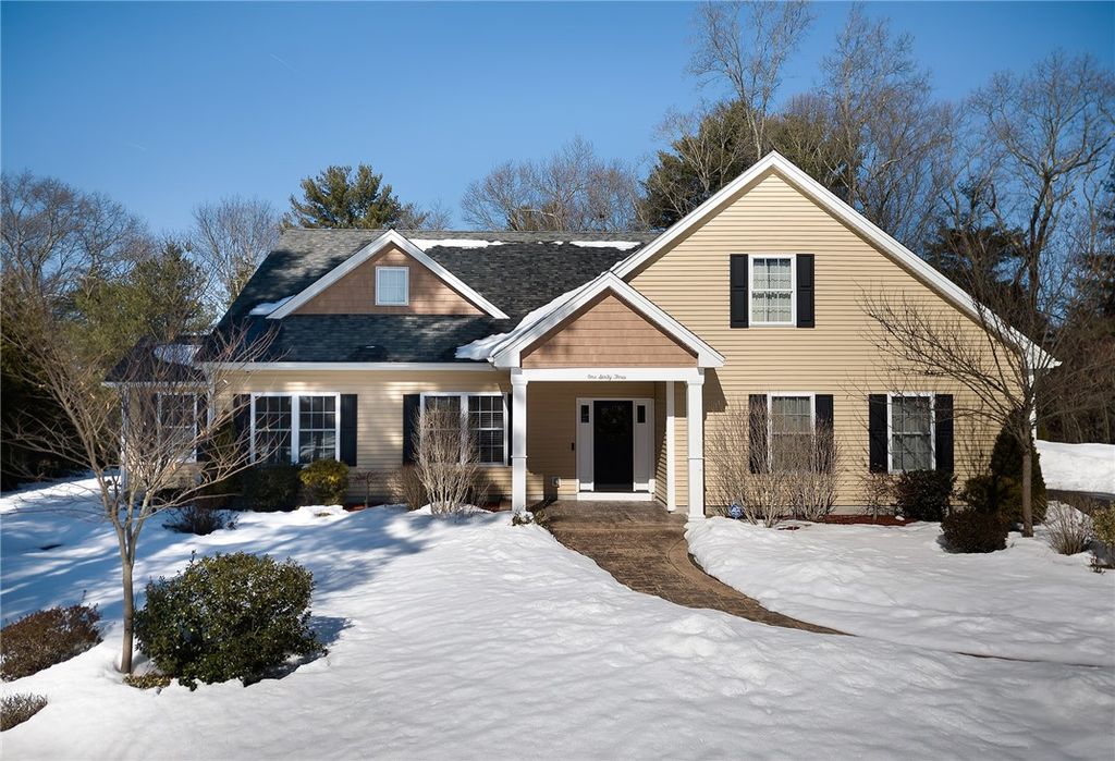163 Hanton Road, North Smithfield, RI 02896