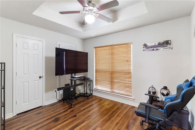 1202 Roanoke Court, College Station, TX 77845